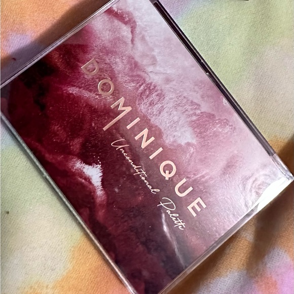COPY - DOMINIQUE COSMETICS UNCONDITIONAL Eyeshadow Palette BRAND NEW with the B… - Picture 2 of 7
